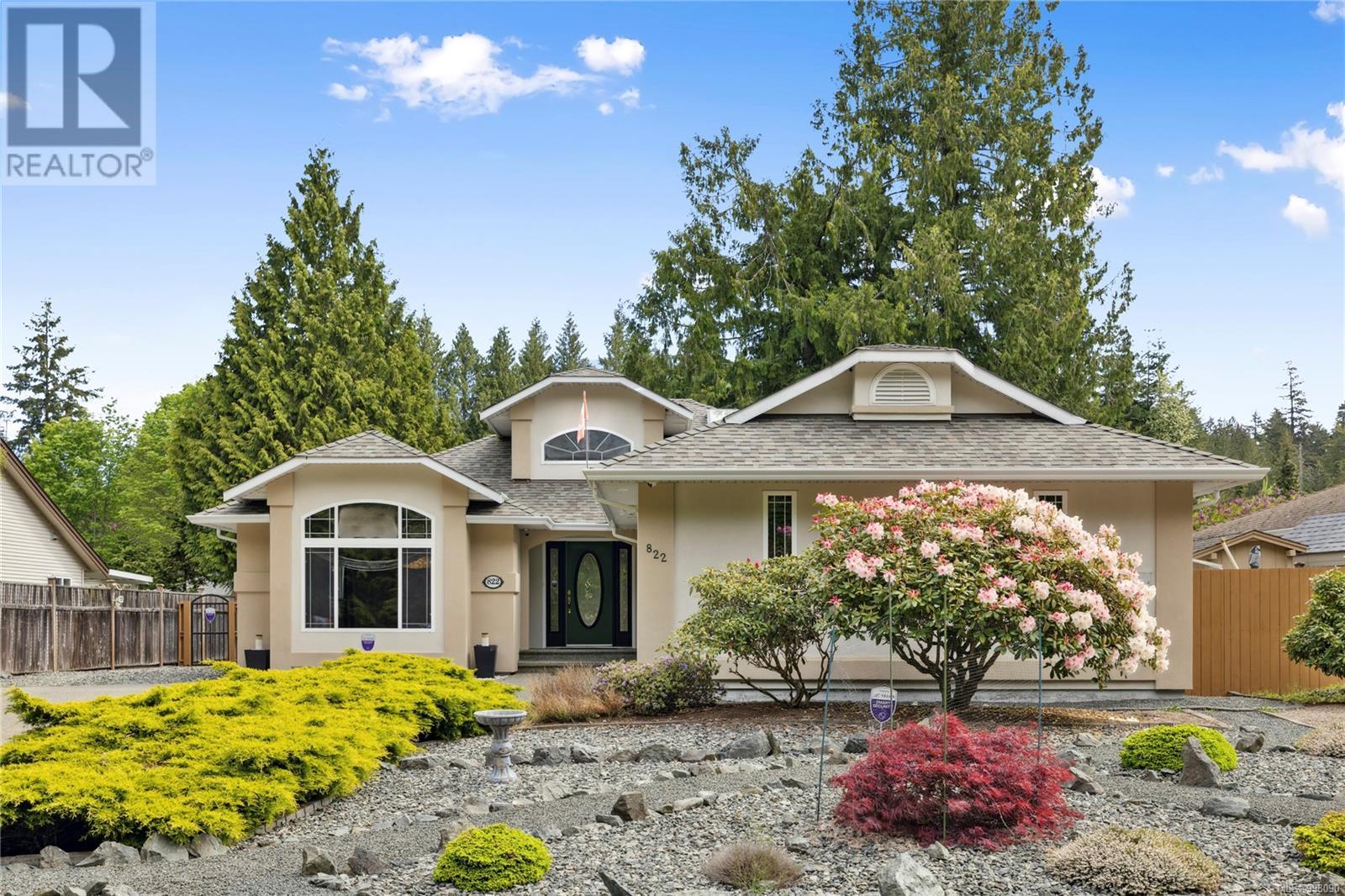 Property at 822 Arbutus St image 1