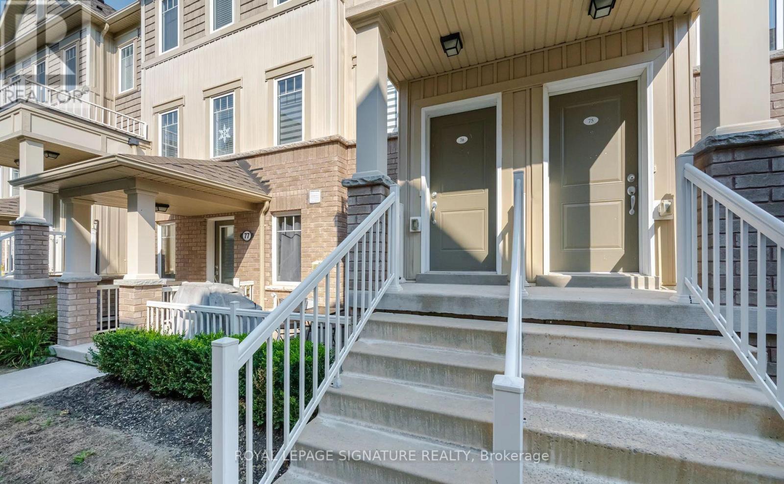 76 - 2500 Hill Rise Court, Oshawa, Ontario  L1L 0M6 - Photo 2 - E12137002