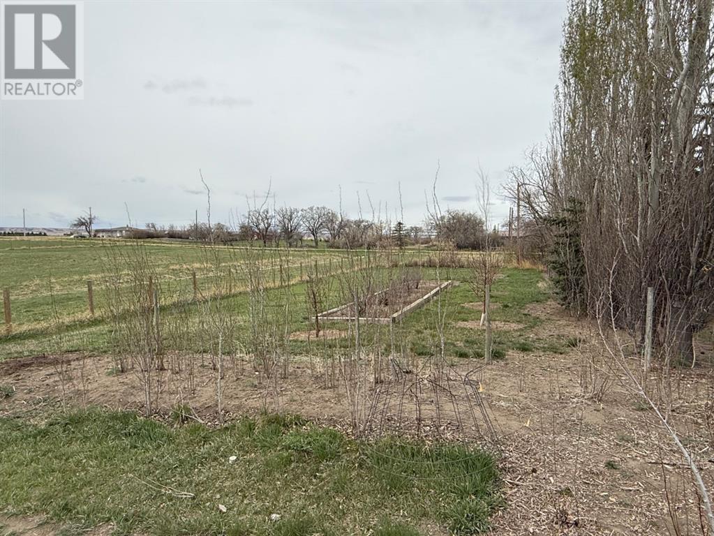 402 1 Avenue, Warner, Alberta  T0K 2L0 - Photo 47 - A2217003