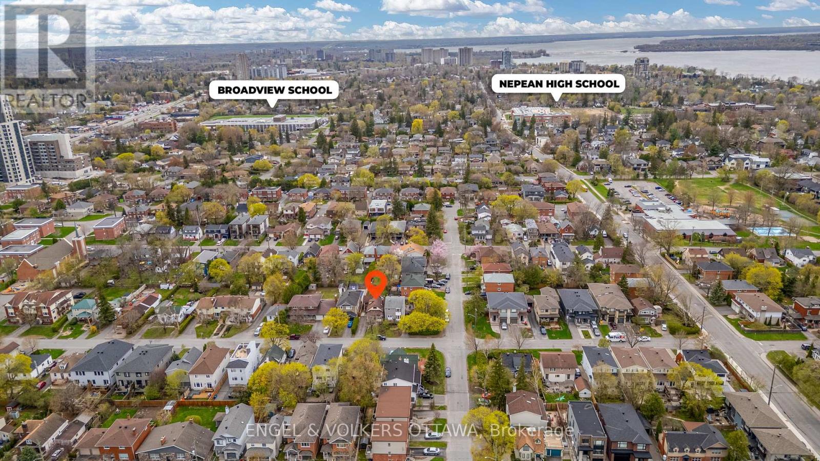 674 Melbourne Avenue, Ottawa, Ontario  K2A 1X5 - Photo 49 - X12137077