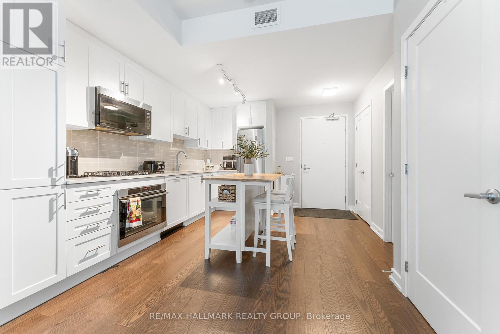 503 - 570 De Mazenod Avenue, Ottawa, Ontario  K1S 5X2 - Photo 16 - X12137080