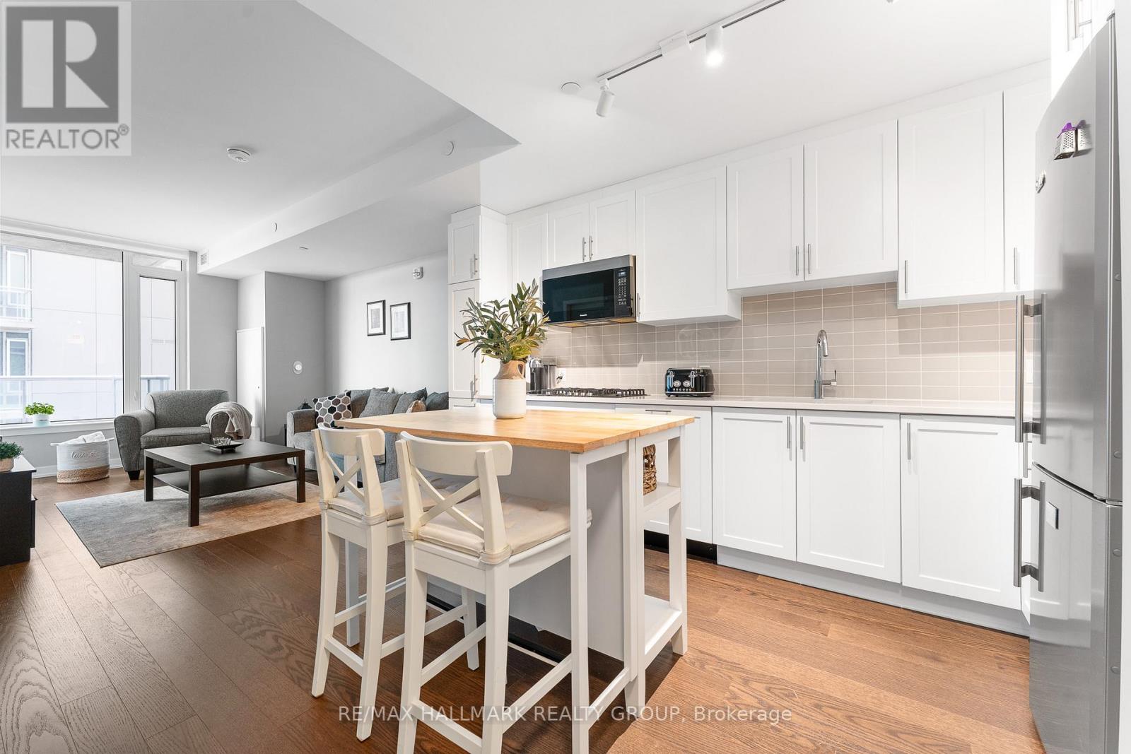 503 - 570 De Mazenod Avenue, Ottawa, Ontario  K1S 5X2 - Photo 17 - X12137080