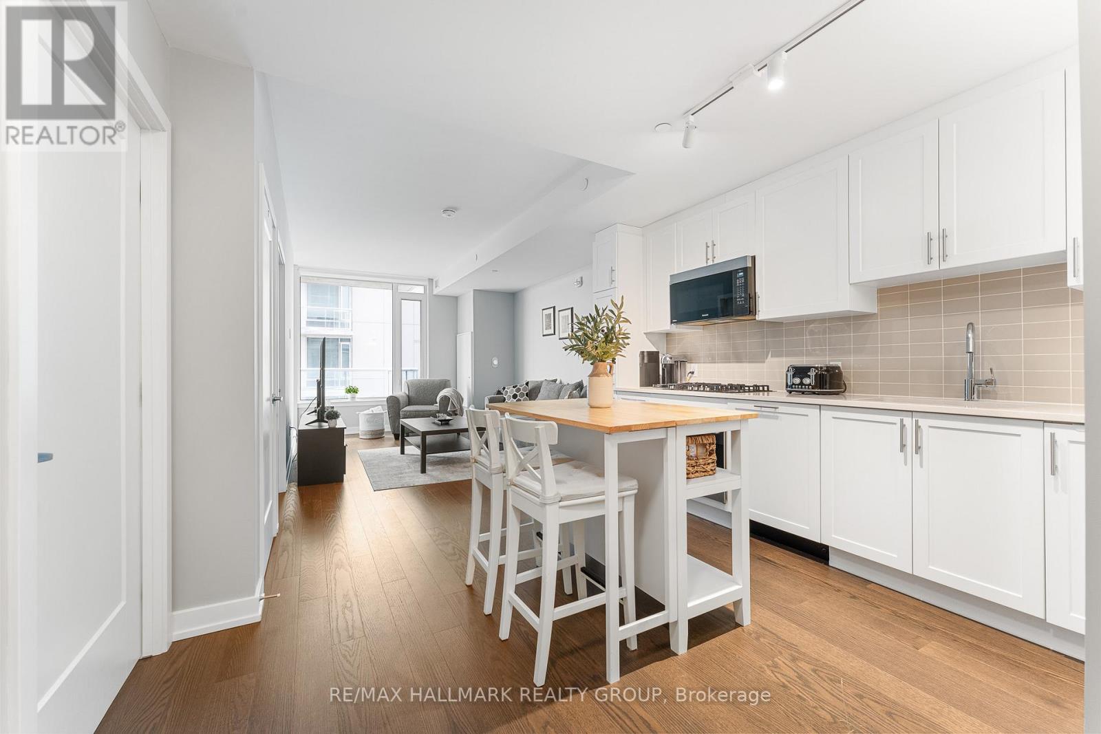 503 - 570 De Mazenod Avenue, Ottawa, Ontario  K1S 5X2 - Photo 8 - X12137080