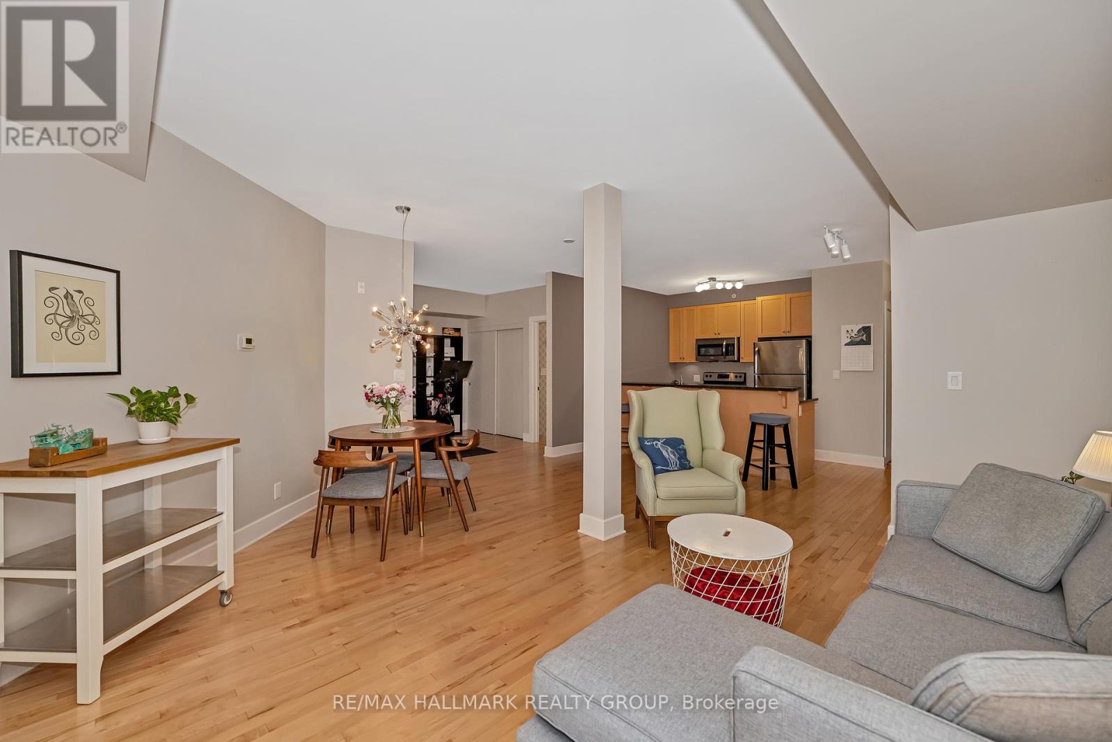 201 - 390 Booth Street, Ottawa, Ontario  K1R 7K6 - Photo 11 - X12137093