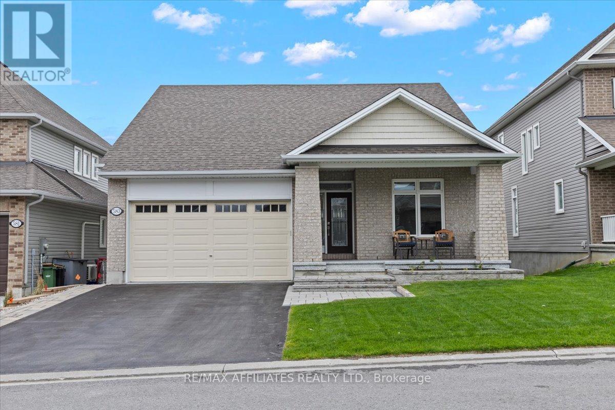 Property at 583 BAIE DES CASTORS STREET image 1