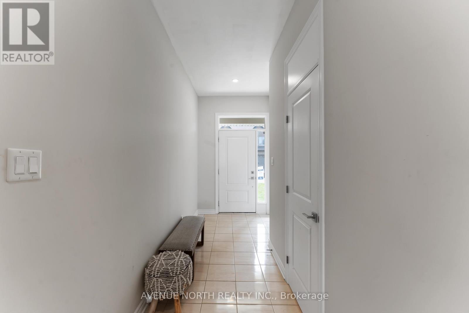 Property at 121 NEPETA CRESCENT image 3
