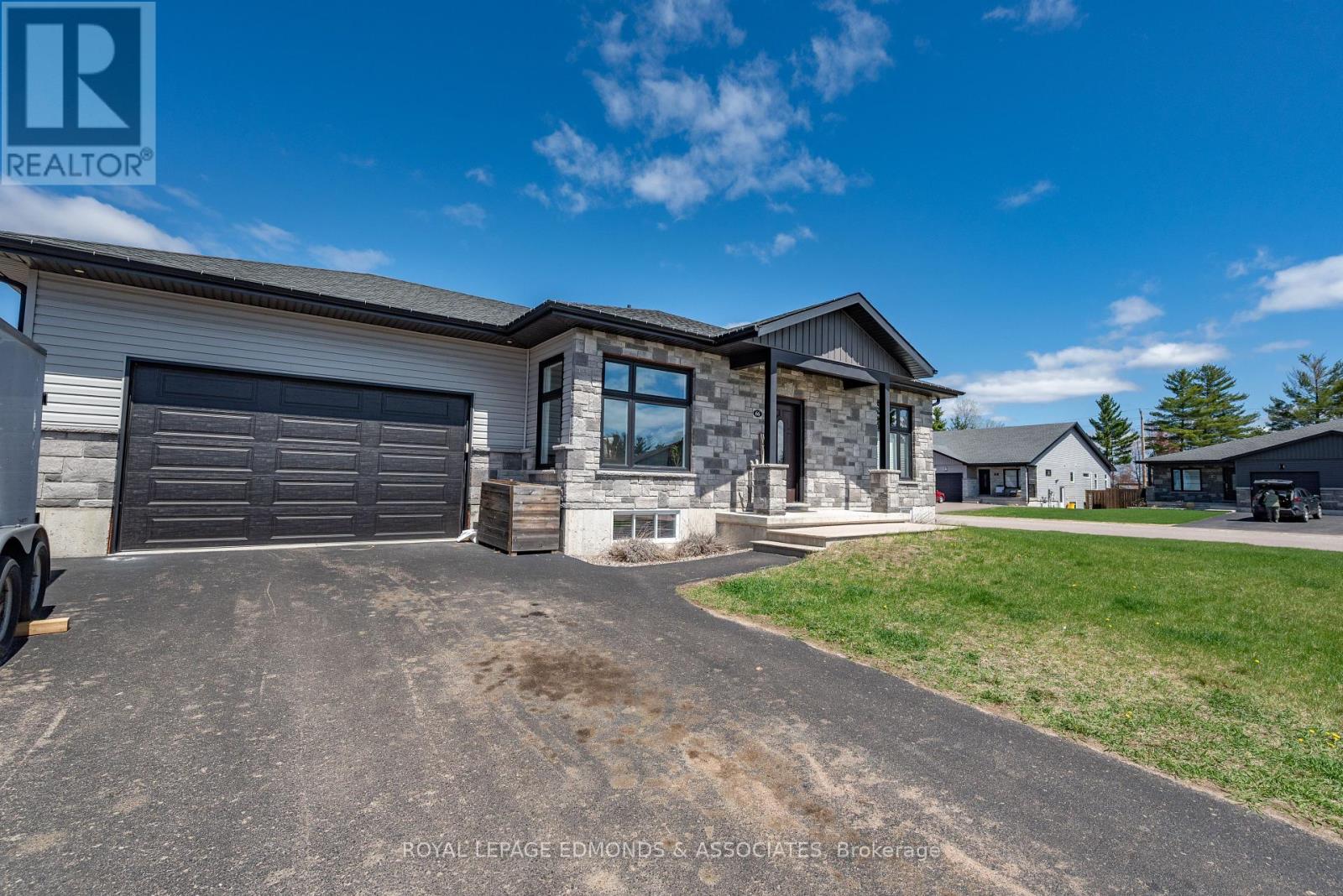 Property at 66 NOBLE CRESCENT image 2