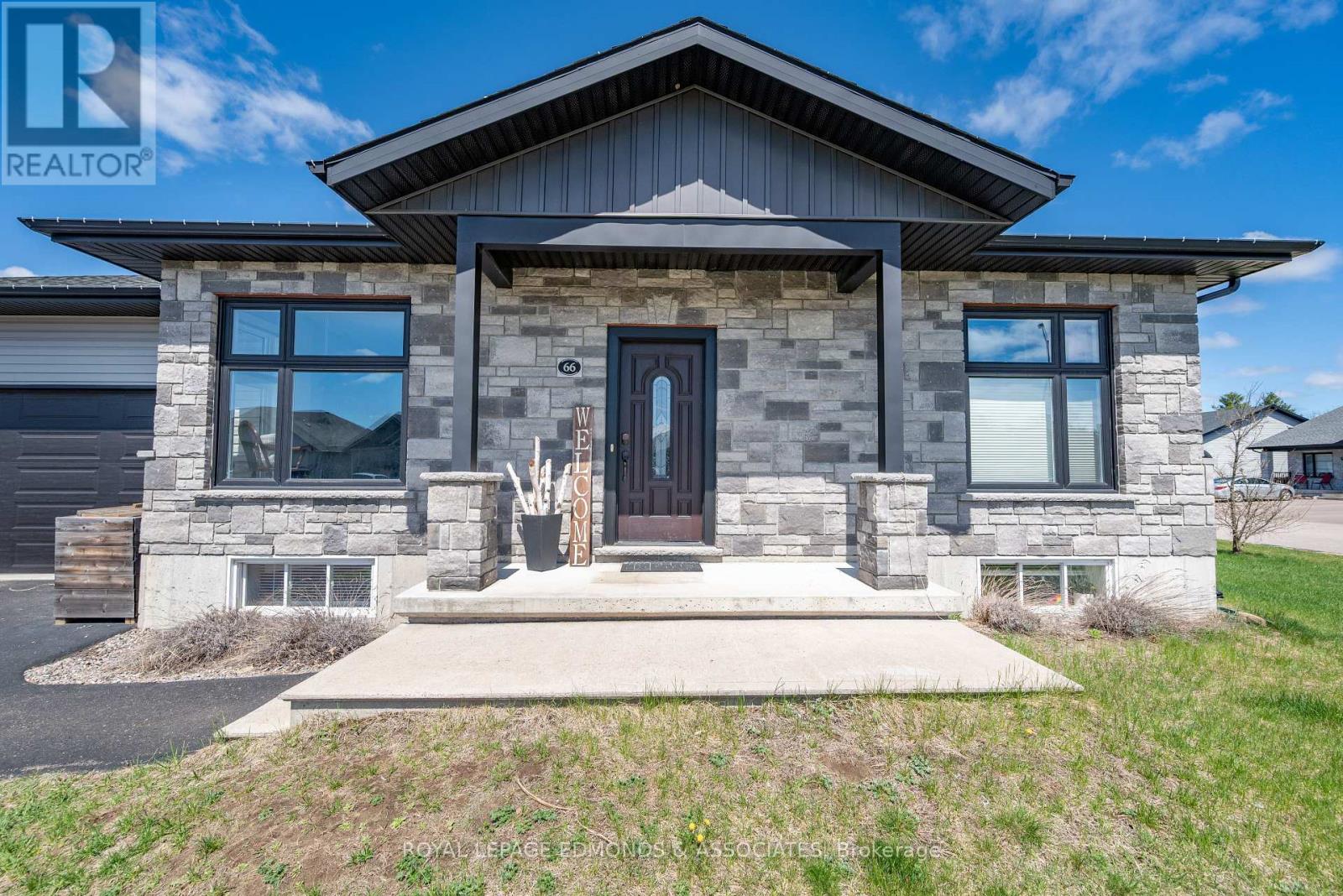 Property at 66 NOBLE CRESCENT image 3