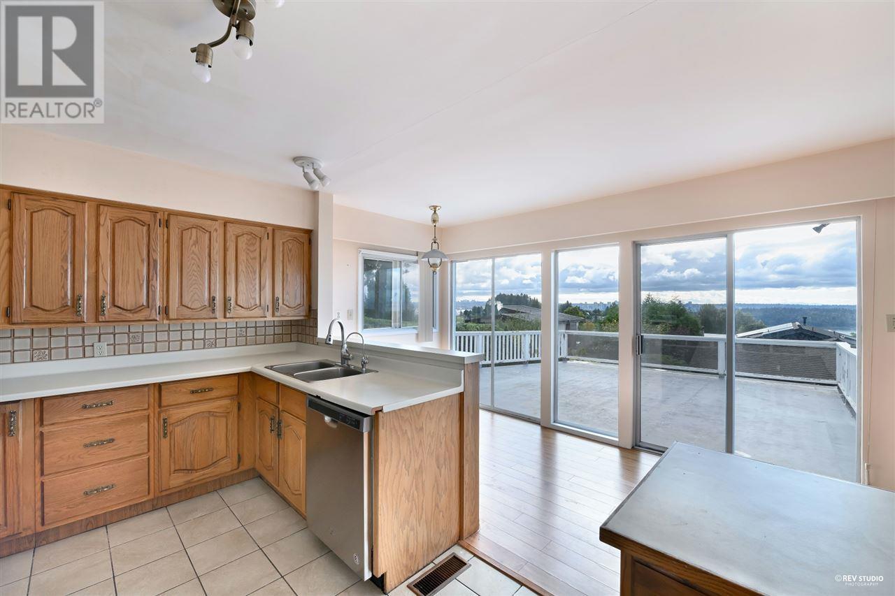 1158 Queens Avenue, West Vancouver, British Columbia  V7S 2K2 - Photo 12 - R2995902