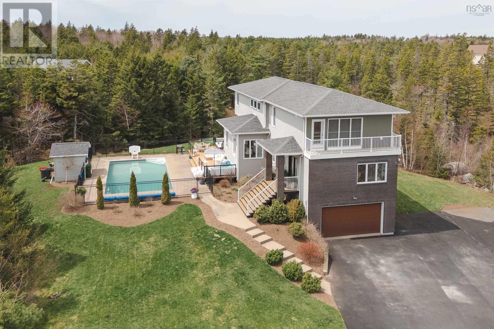 Property at 87 Lake Mist Drive image 1