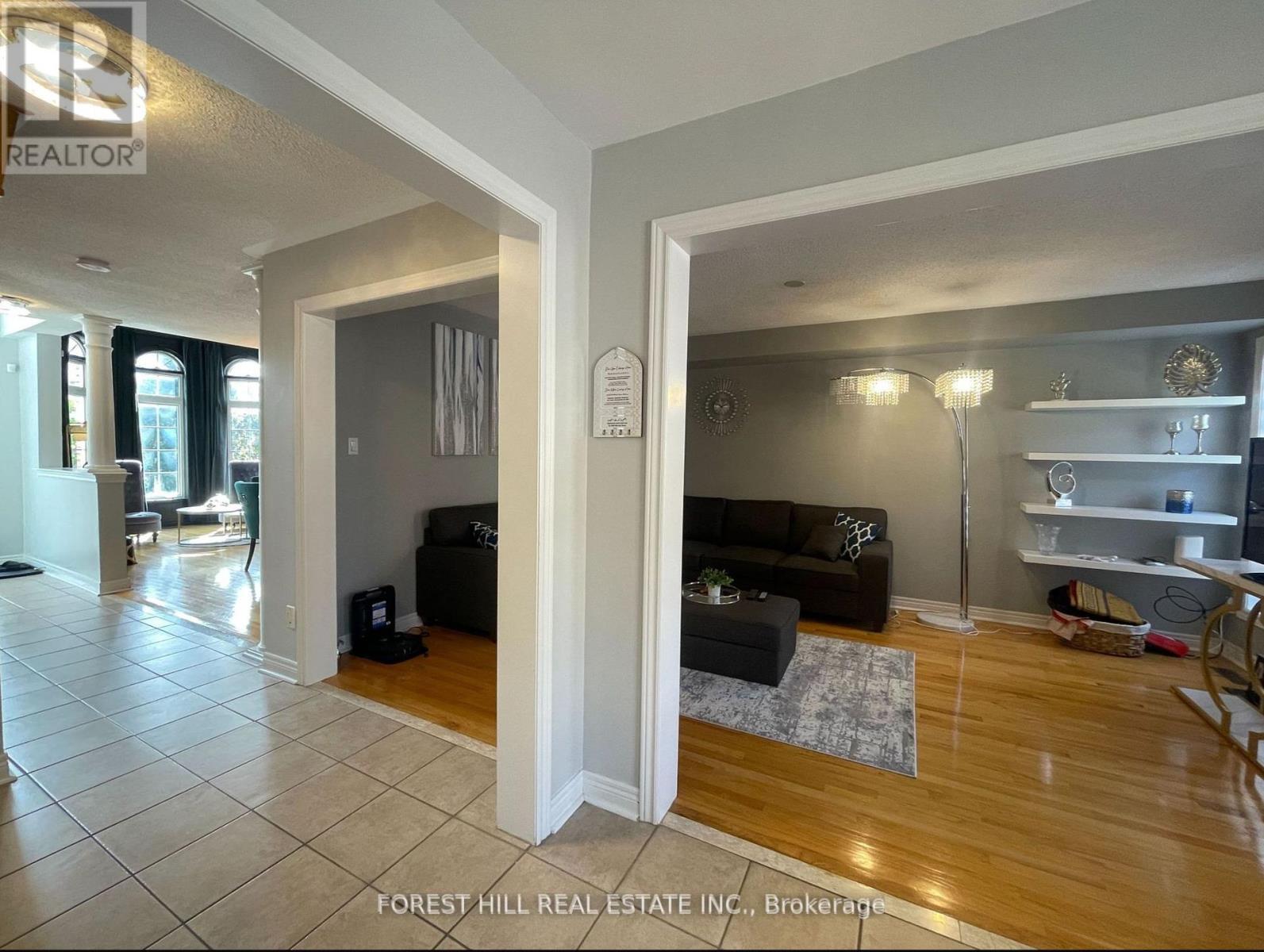 52 Adventure Crescent, Vaughan, Ontario  L6A 2Z8 - Photo 11 - N12137021
