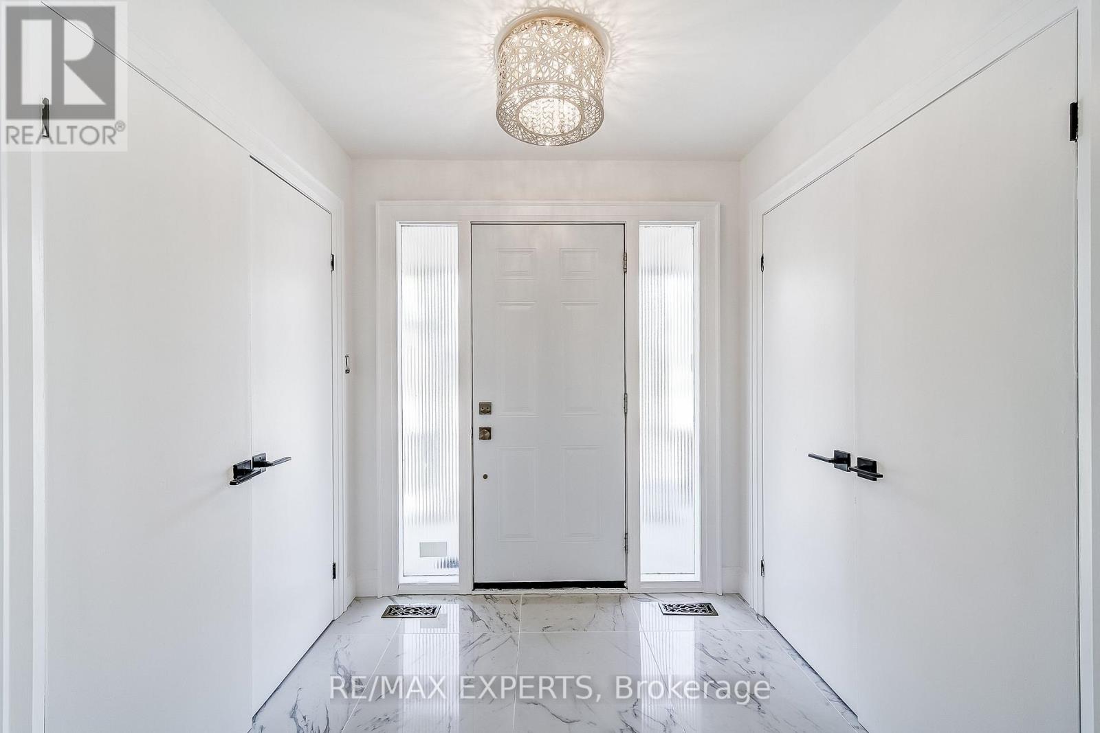Property at 85 VILLA PARK DRIVE image 3