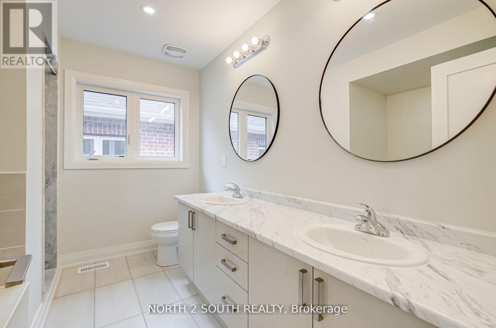30 Virro Court, Vaughan, Ontario  L4H 5G5 - Photo 31 - N12137052
