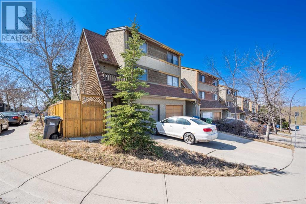 Property at 7009 Ranchero Road NW image 2