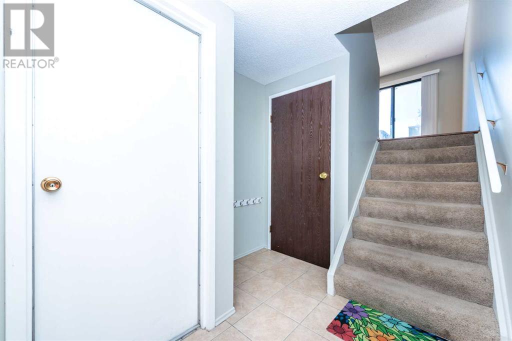 Property at 7009 Ranchero Road NW image 4