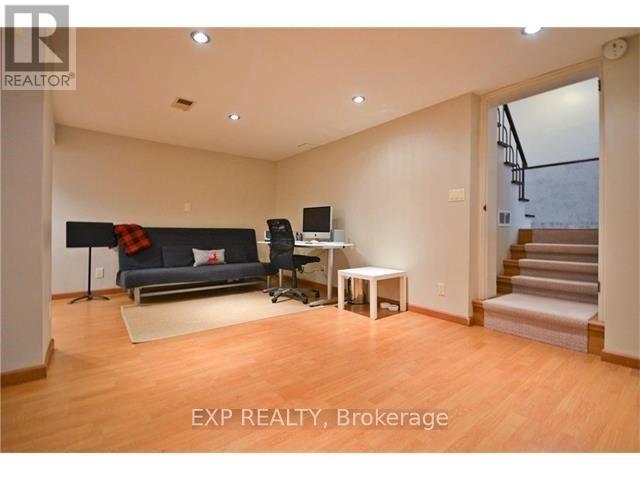 38 Catalina Drive, Toronto, Ontario  M1M 1K6 - Photo 14 - E12069156