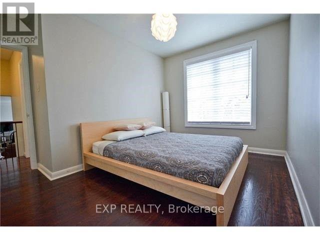 38 Catalina Drive, Toronto, Ontario  M1M 1K6 - Photo 8 - E12069156