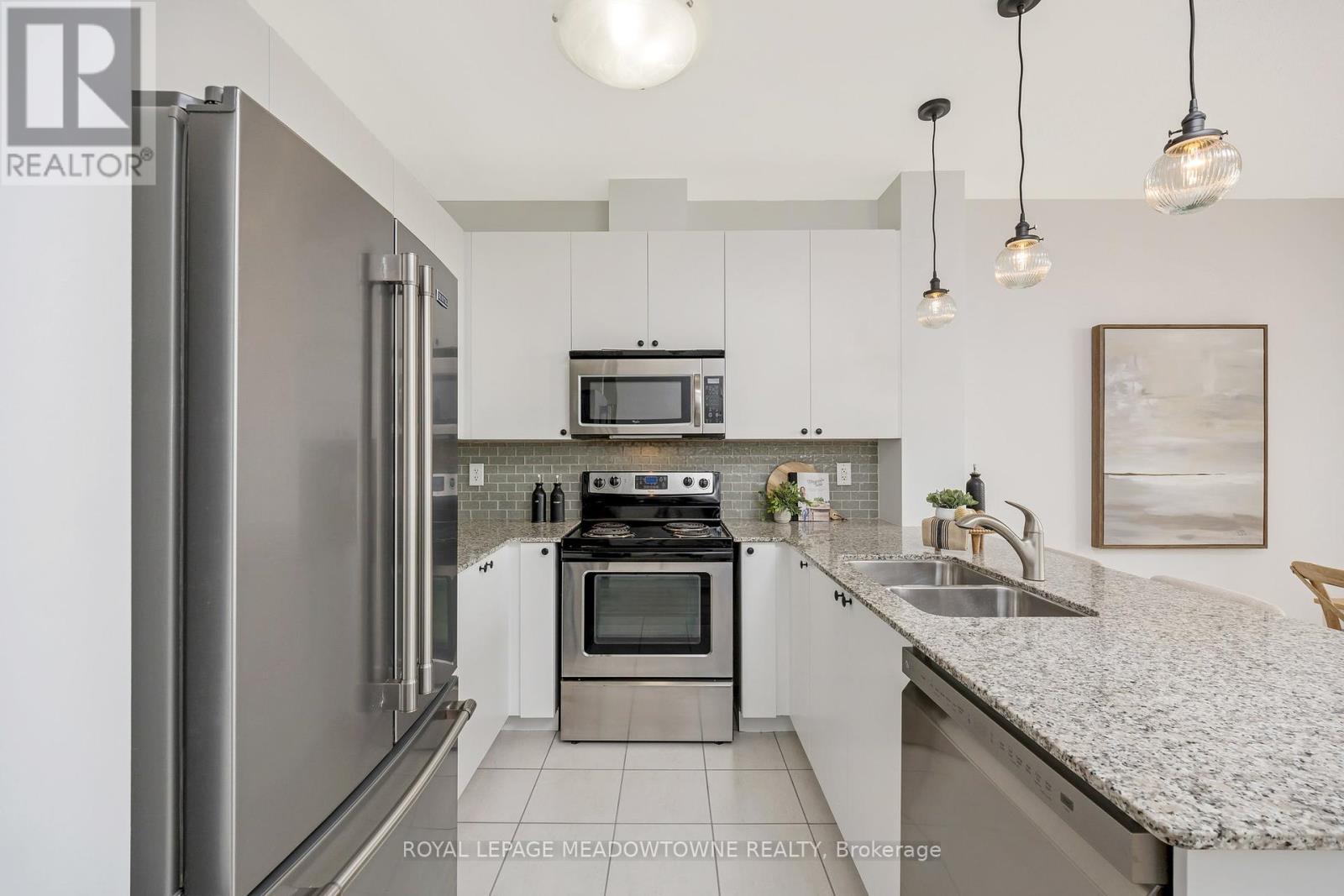 618 - 383 Main Street E, Milton (Om Old Milton), Ontario  L9T 8K8 - Photo 15 - W12136975