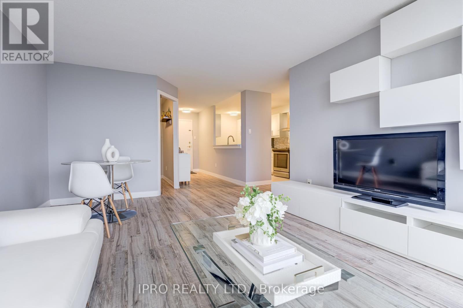 1616 - 4185 Shipp Drive, Mississauga, Ontario  L4Z 2Y9 - Photo 8 - W12137025