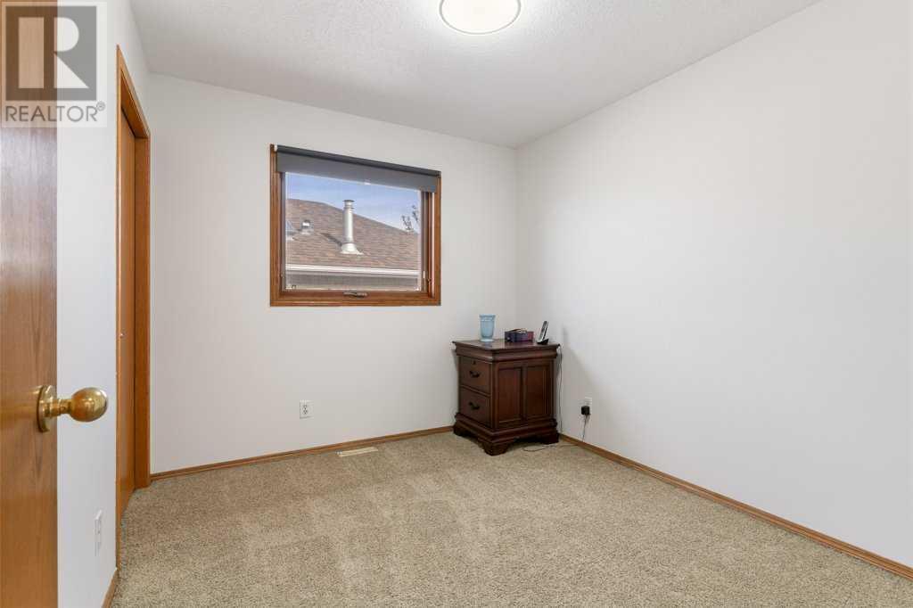 83 Edgebrook Circle Nw, Calgary, Alberta  T3A 5A4 - Photo 25 - A2203182