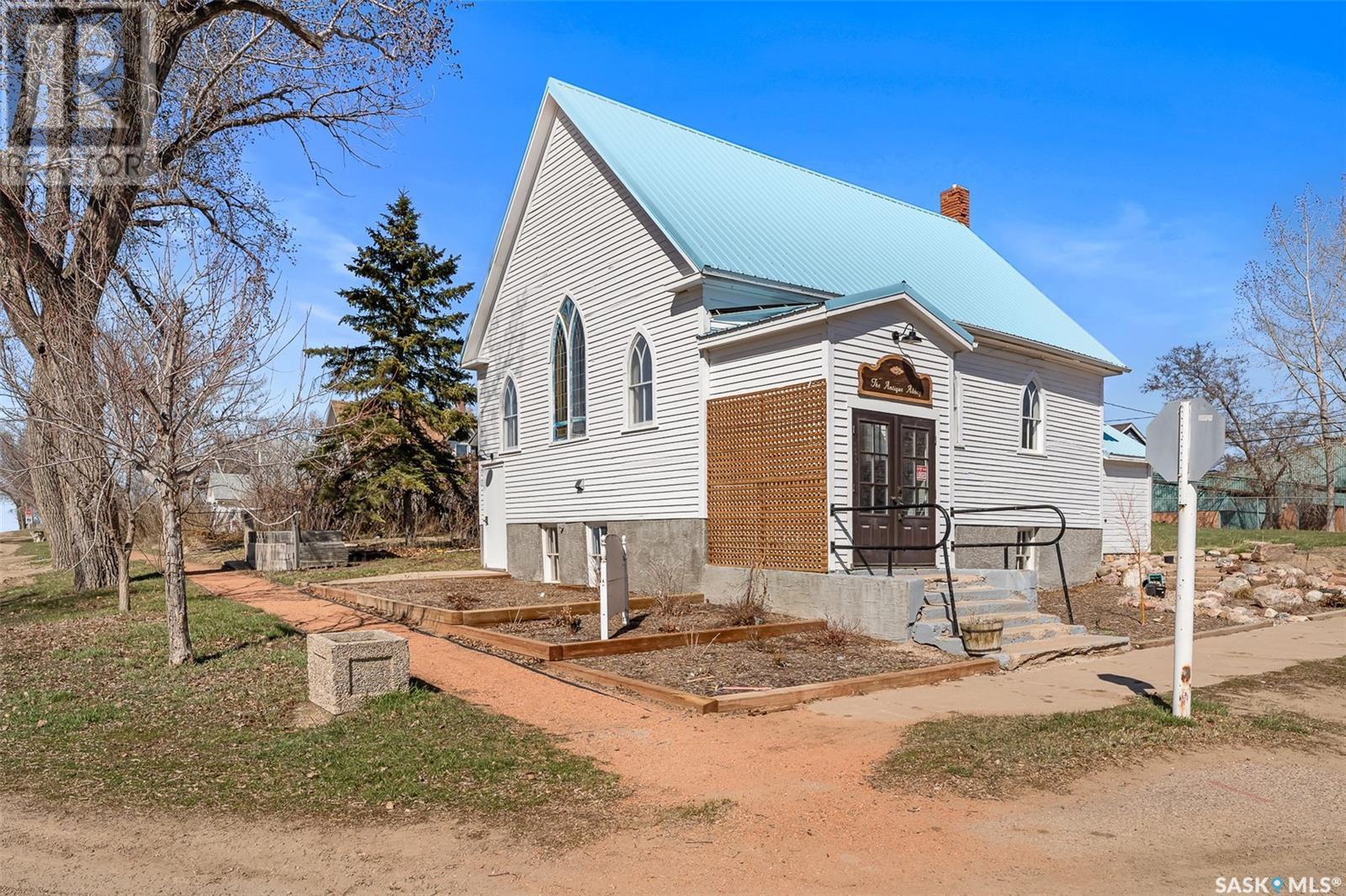 203 Rose Street, Mortlach, Saskatchewan  S0H 3E0 - Photo 2 - SK005222