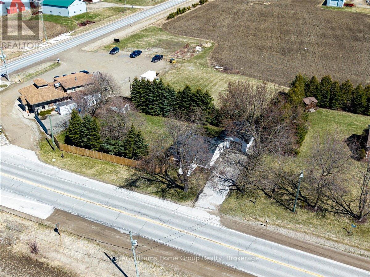 7637 Wellington 7 Road, Mapleton, Ontario  N0B 1A0 - Photo 3 - X12092054
