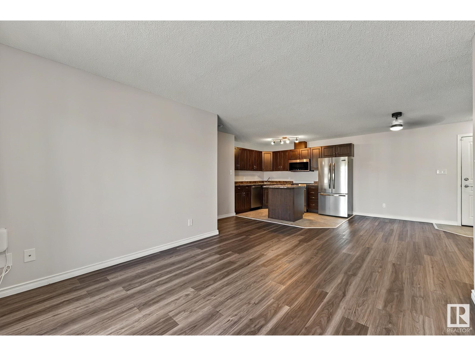 #407 309 Clareview Station Dr Nw, Edmonton, Alberta  T5Y 0C5 - Photo 15 - E4435513