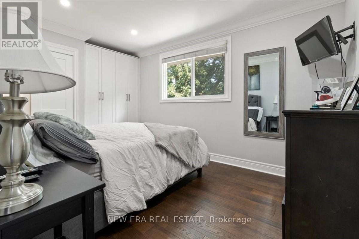 2 Carey Street, Hamilton, Ontario  L0R 2H2 - Photo 12 - X12137003