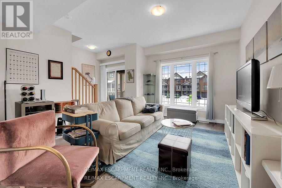 8 - 19 Picardy Drive, Hamilton, Ontario  L8J 0M7 - Photo 15 - X12137047