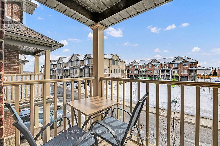 8 - 19 Picardy Drive, Hamilton, Ontario  L8J 0M7 - Photo 22 - X12137047