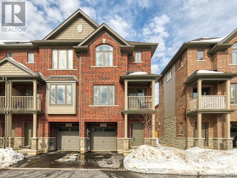 8 - 19 Picardy Drive, Hamilton, Ontario  L8J 0M7 - Photo 6 - X12137047
