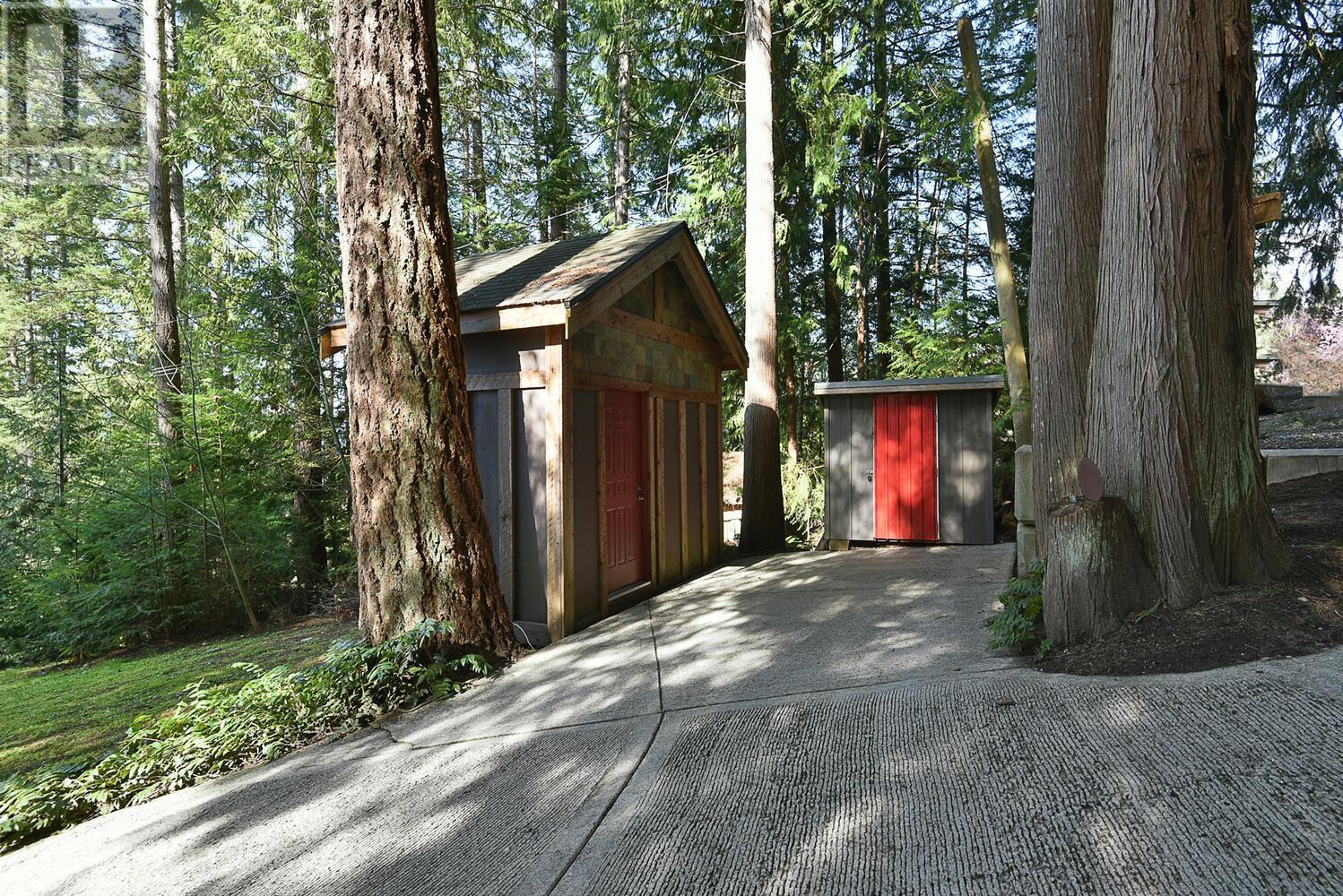 6873 Seaview Road, Sechelt, British Columbia  V7Z 0E1 - Photo 37 - R2994457