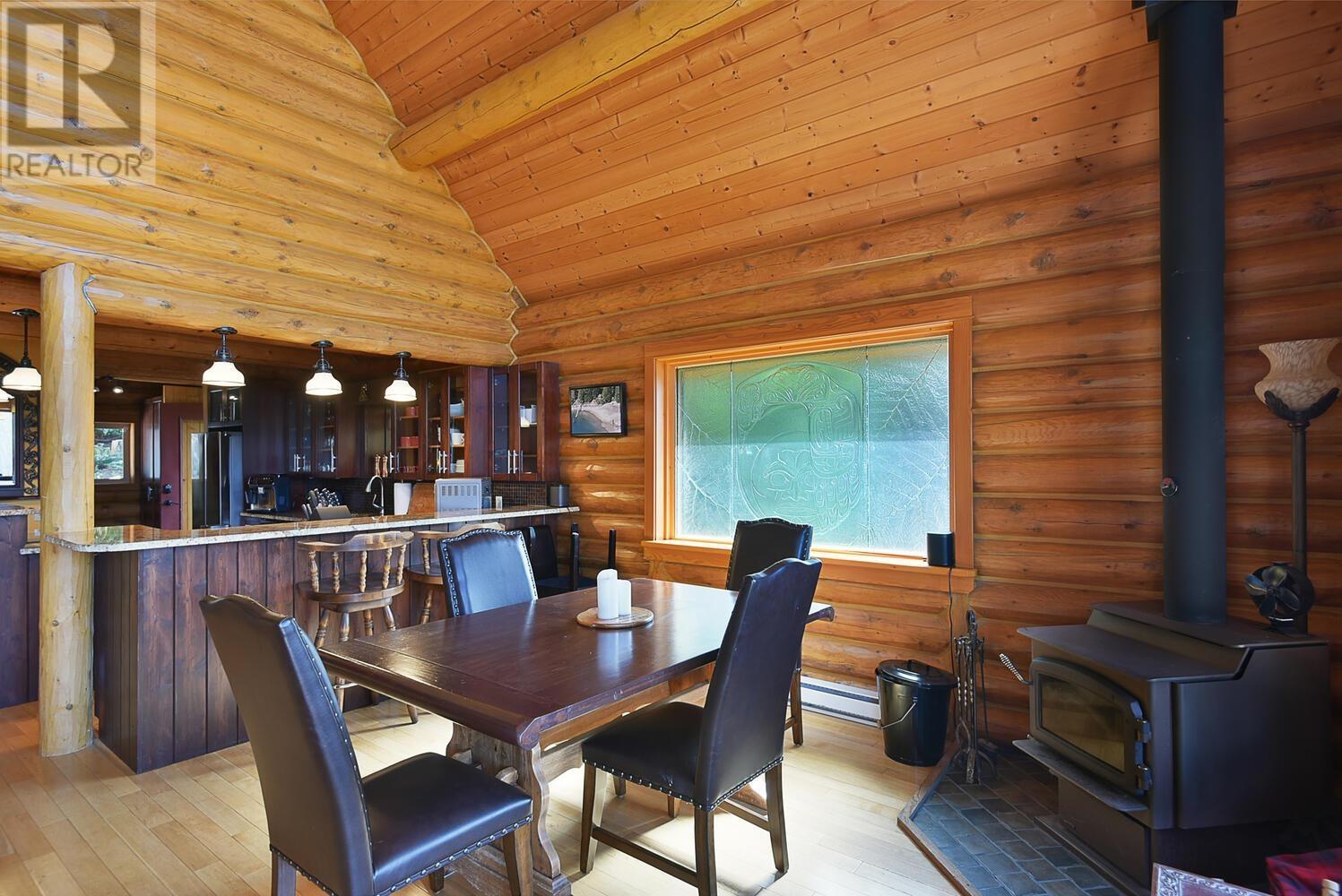 6873 Seaview Road, Sechelt, British Columbia  V7Z 0E1 - Photo 11 - R2994457