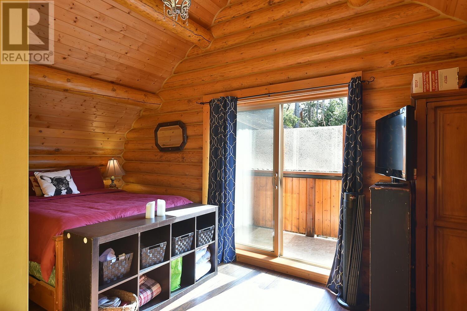 6873 Seaview Road, Sechelt, British Columbia  V7Z 0E1 - Photo 17 - R2994457