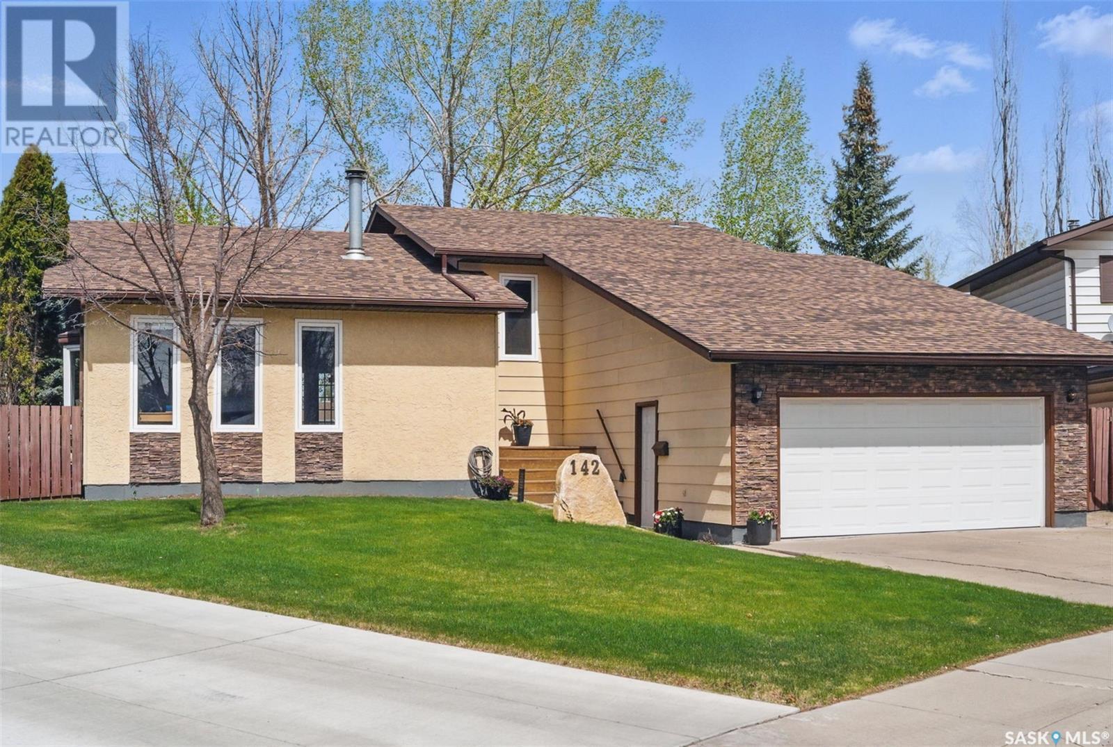 Property at 142 Kellins CRESCENT image 2