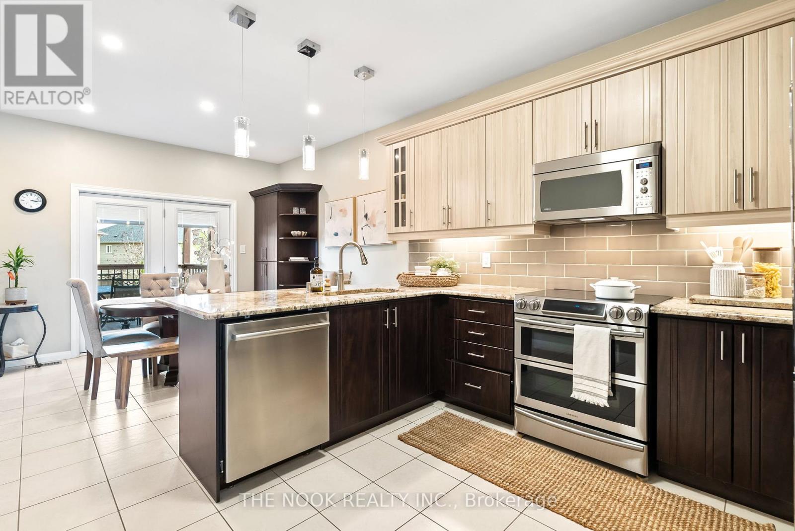 43 Lobb Court, Clarington, Ontario  L1C 0K4 - Photo 9 - E12137277