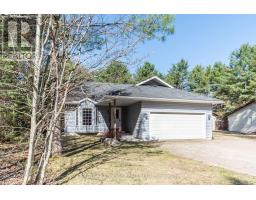 60 LEGERE DRIVE, Laurentian Hills, Ontario