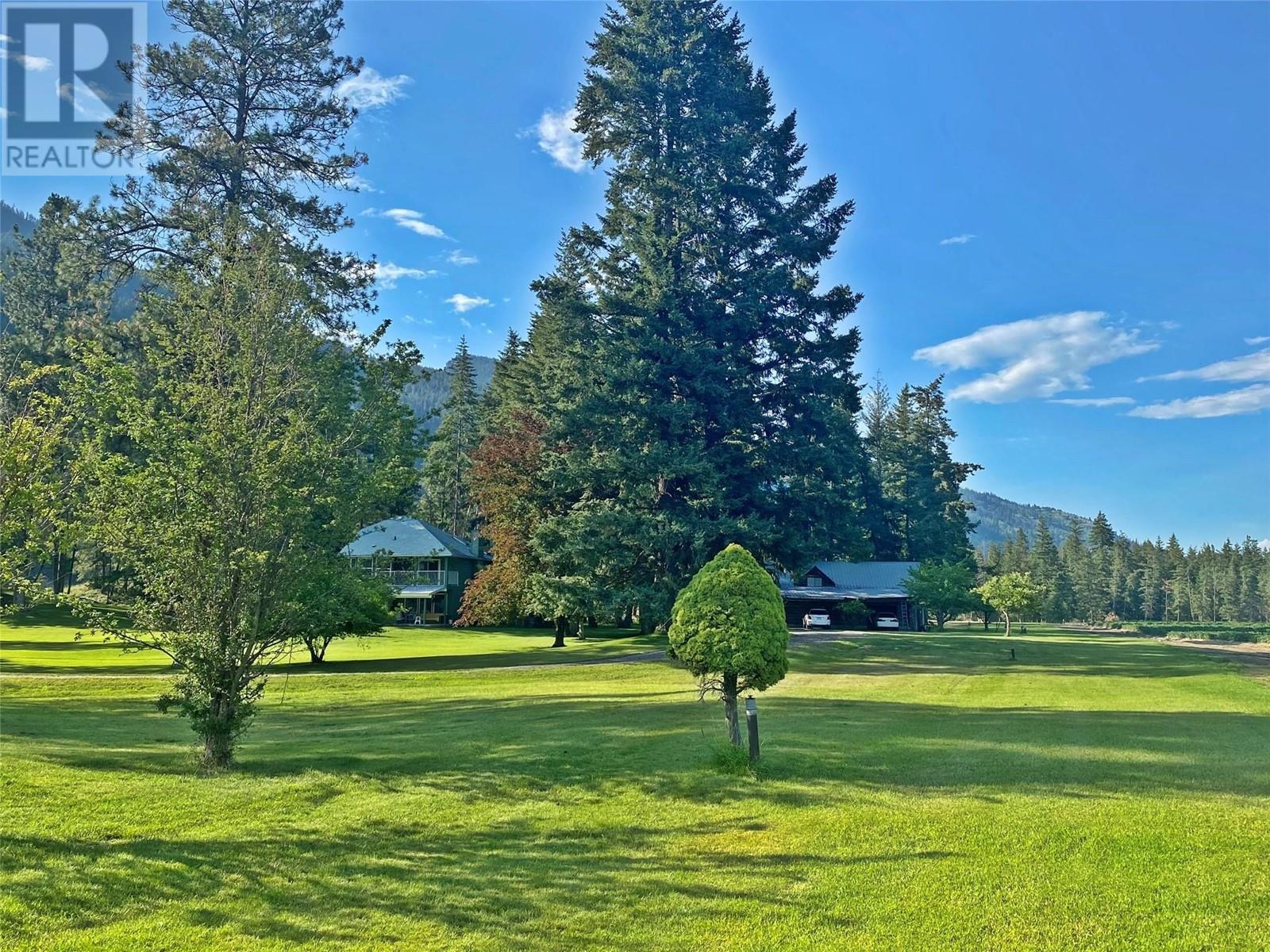 2 MCLURE FERRY Road, McLure, British Columbia