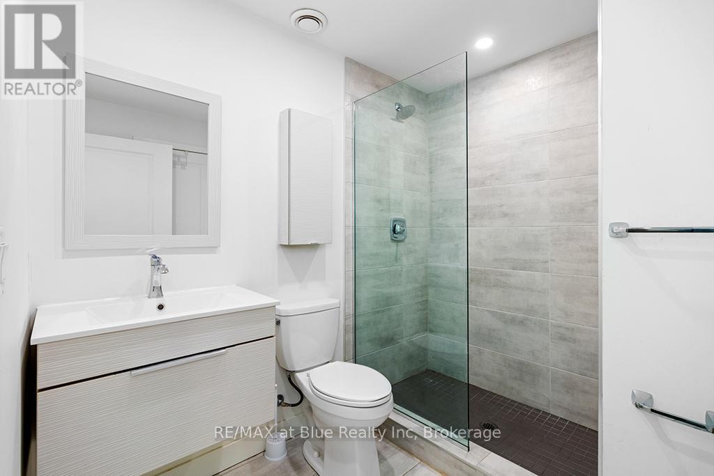 103 - 11 Beausoleil Lane, Blue Mountains, Ontario L9Y 0H2 - Photo 12 - X12127397