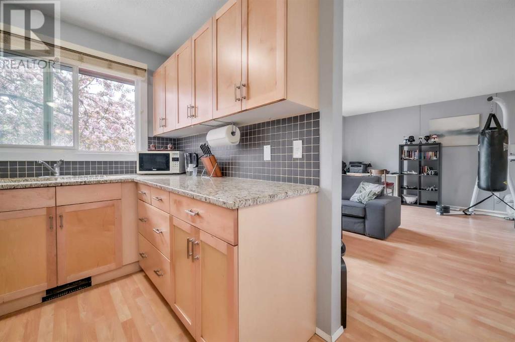 Property at 8, 2019 2 Avenue NW image 4