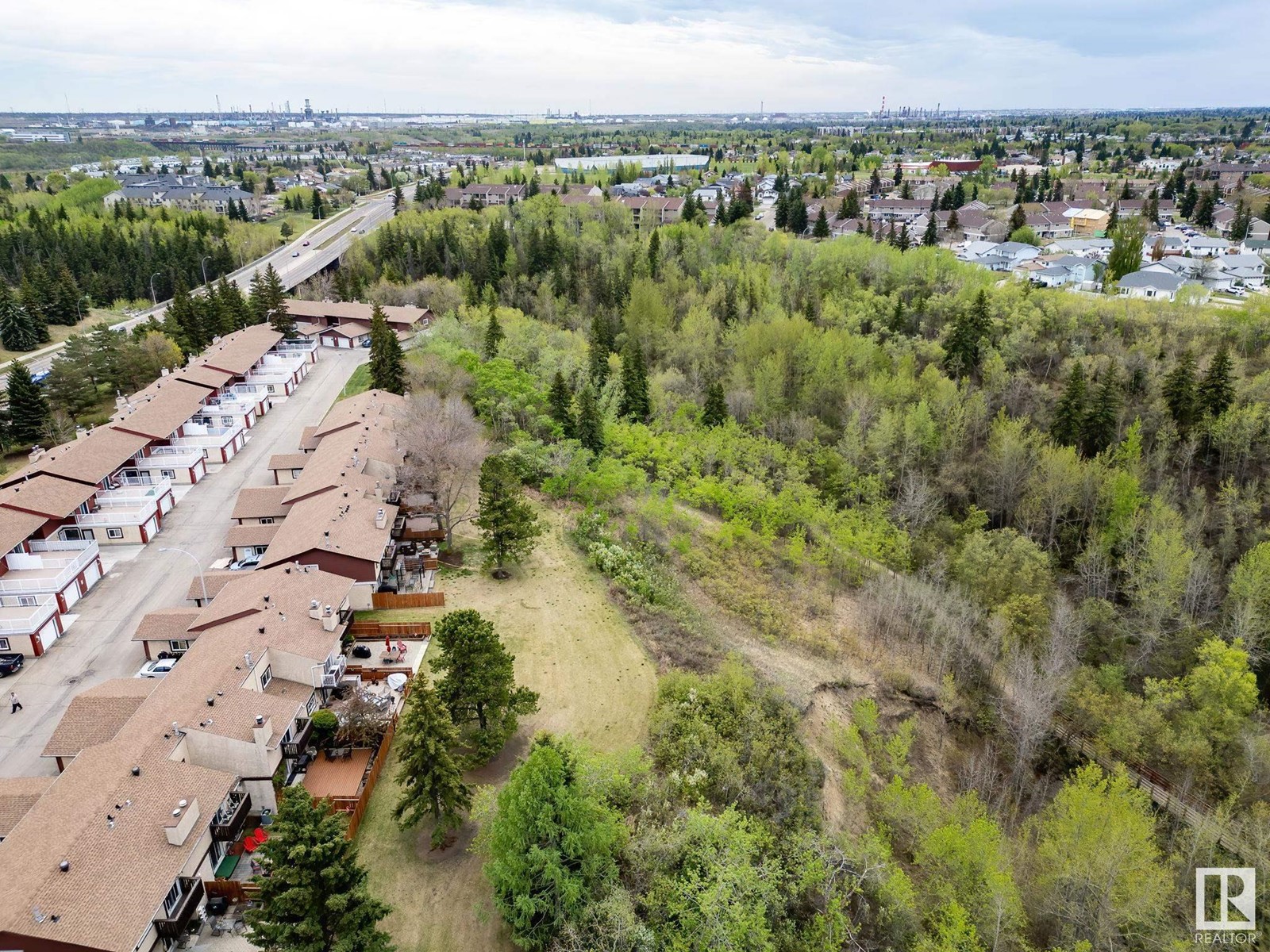 2985 130 Av Nw, Edmonton, Alberta  T5A 3M1 - Photo 4 - E4435516