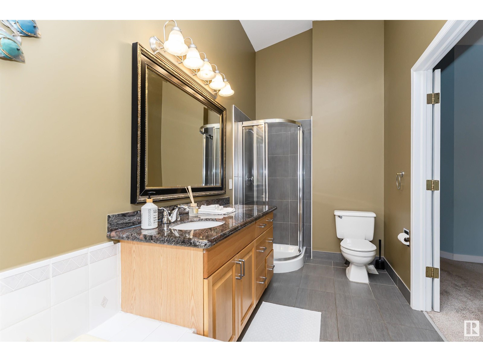 5608 56 Av, Beaumont, Alberta  T4X 1A6 - Photo 8 - E4435520