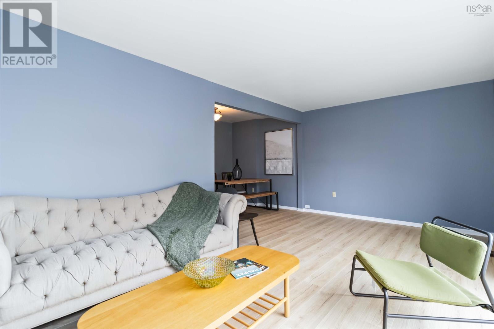 Property at 4 Forestside Crescent image 5