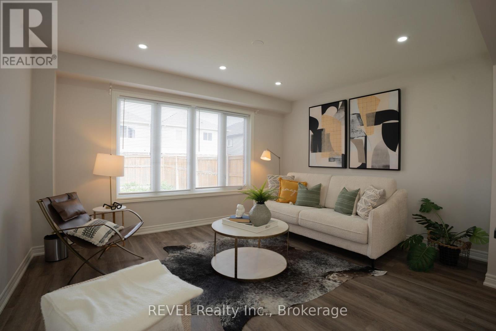 7 Hawthorn Avenue, Thorold, Ontario  L2V 0H9 - Photo 14 - X12137350