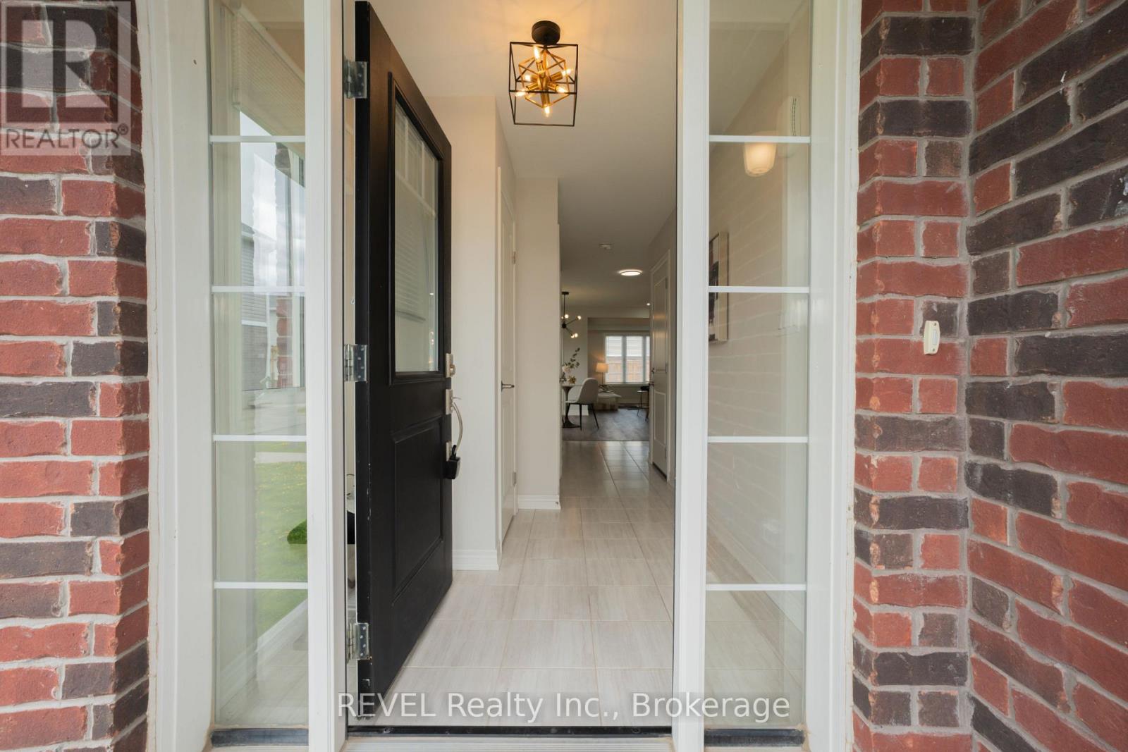 Property at 7 HAWTHORN AVENUE image 5