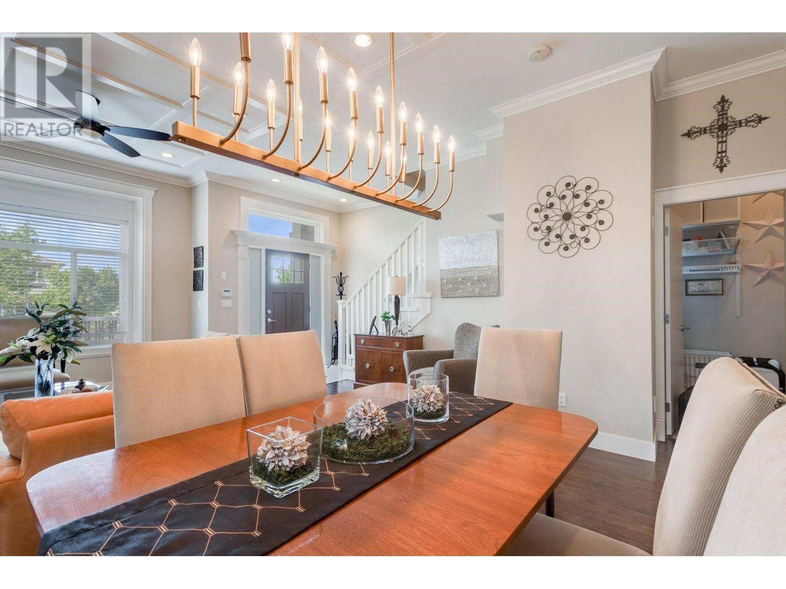 3732 Linwood Street, Burnaby, British Columbia  V5G 1N5 - Photo 6 - R3000307