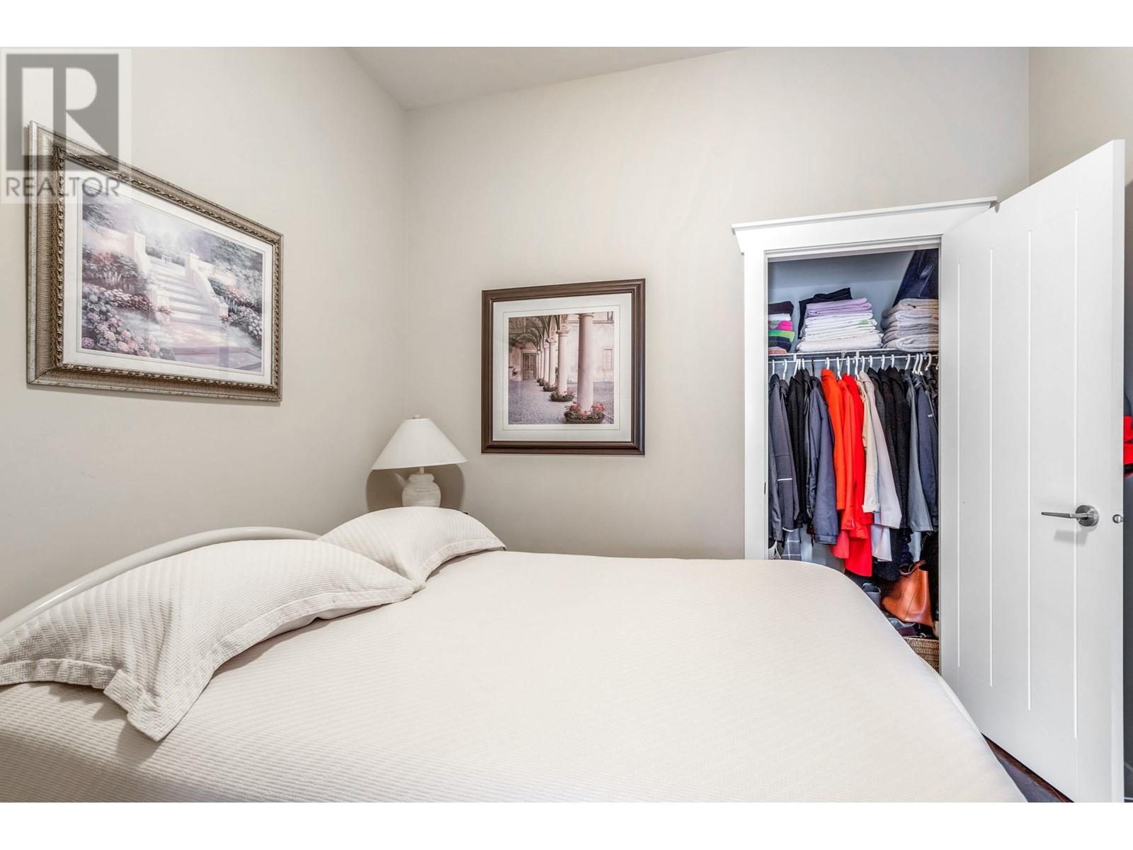 3732 Linwood Street, Burnaby, British Columbia  V5G 1N5 - Photo 15 - R3000307