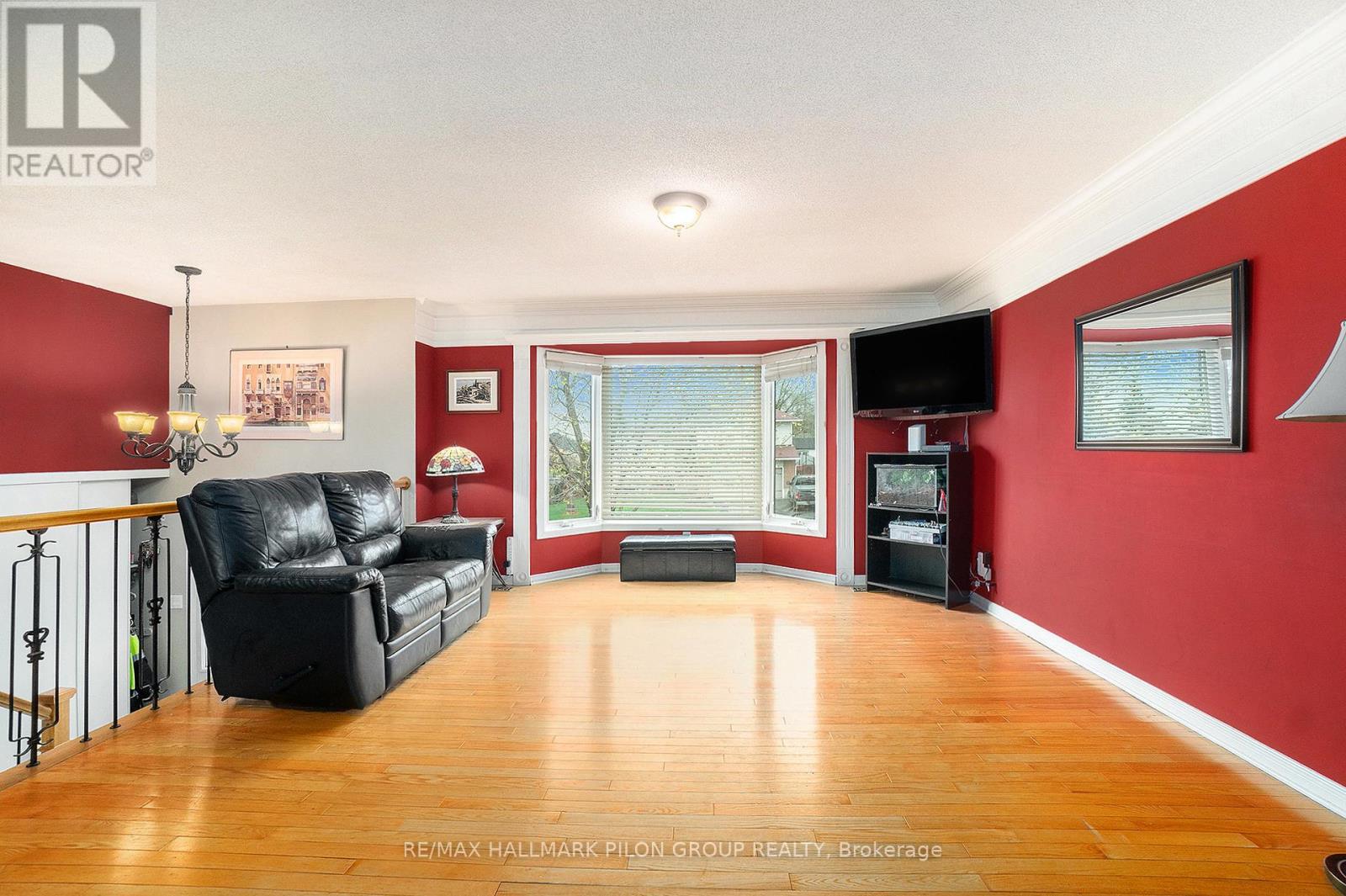 Property at 1018 BELVEDERE AVENUE image 4