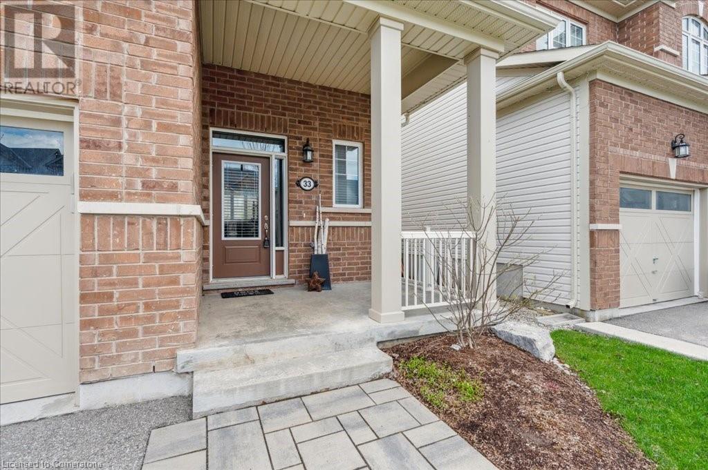 Property at 33 MCFARLANE Crescent image 3