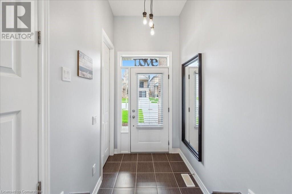 Property at 33 MCFARLANE Crescent image 4